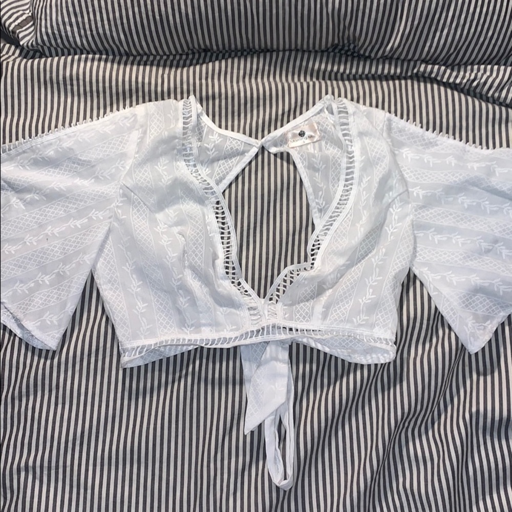 Cute bell sleeve crop top